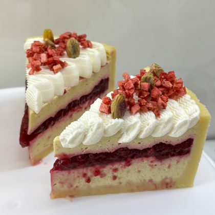 Чизкейк «ФИСТАШКА-МАЛИНА »