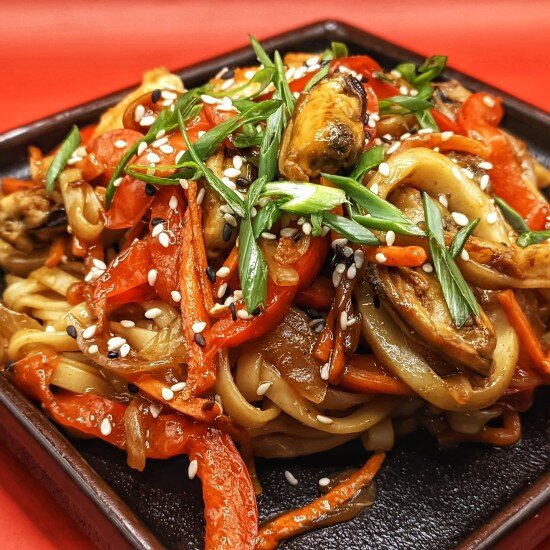 Удон с морепродуктами