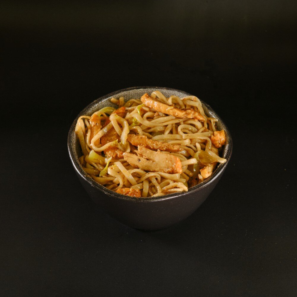 Удон с Курицей в сливочном соусе