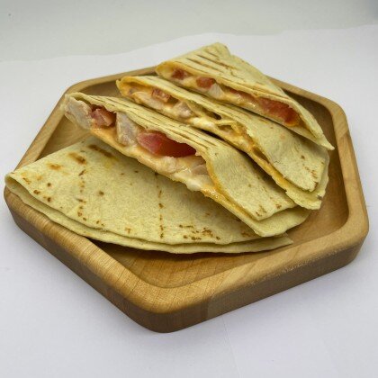 Кесадилья с курицей