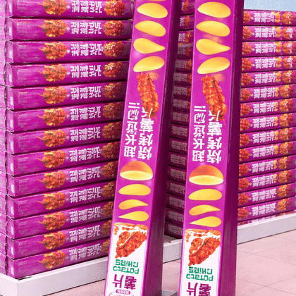 Чипсы в гигантской упаковке