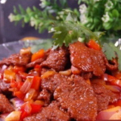 82. Жареная говядина на противне