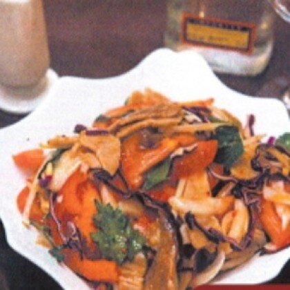 14. Салат из жареной говядины Ям Ныа