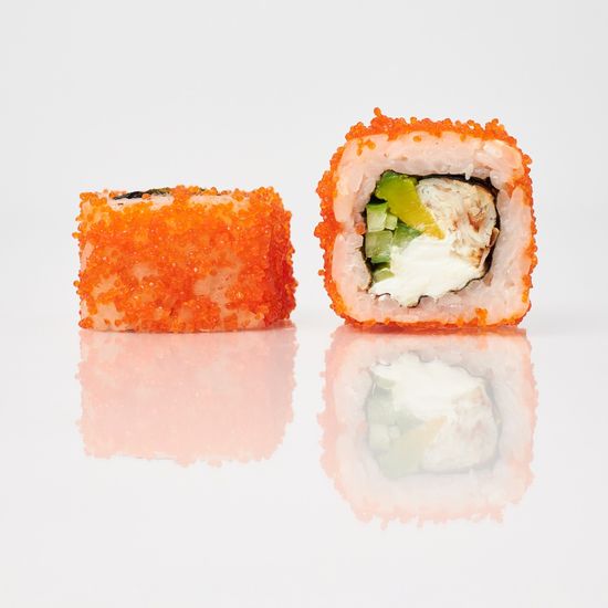 Ролл "Калифорния с угрем"