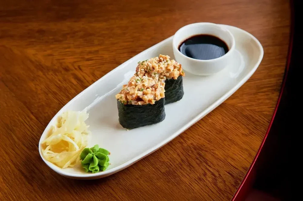 Острые суши Угорь