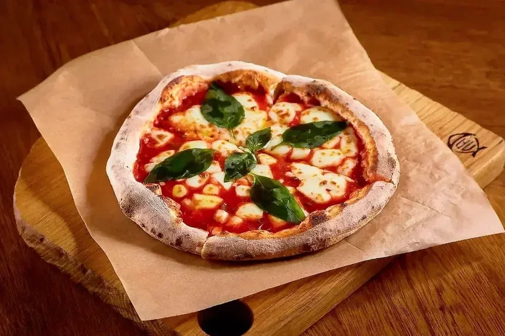 Пицца "Маргарита"