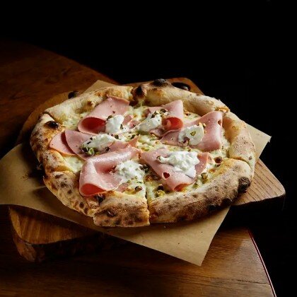 Пицца Мортаделла-фисташки