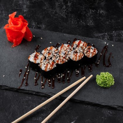 Классический с угрем