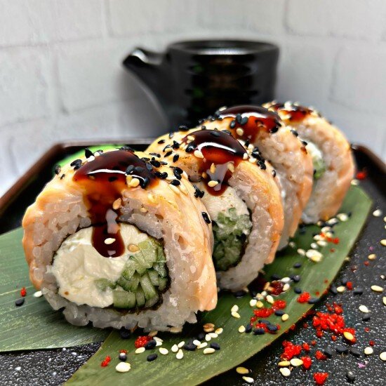 Ролл «Тёплая Филадельфия»