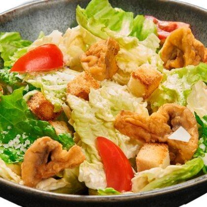 Салат «Цезарь» с шампиньонами