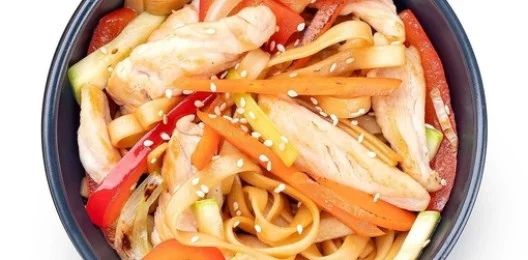 Wok с курицей