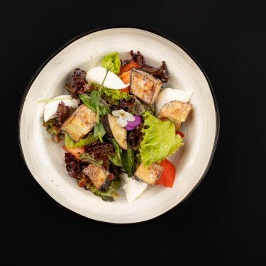 Салат с баклажанами