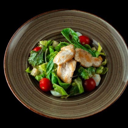 Салат «Цезарь» с курицей