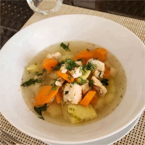 Уха Русская с красной рыбой и судаком