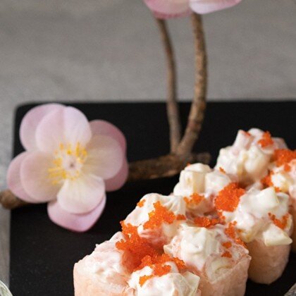 Ролл «Манго Маки»