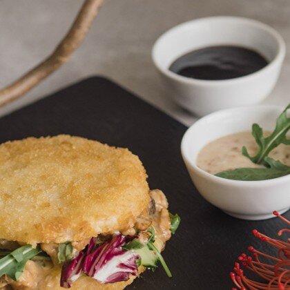 Оши-бургер с угрем