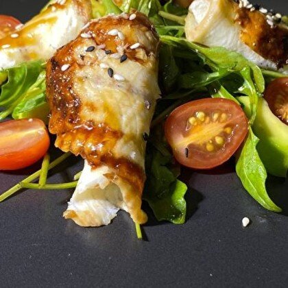 Салат «Унаги чизу»