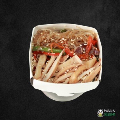 Рисовая лапша ВОК с кальмаром