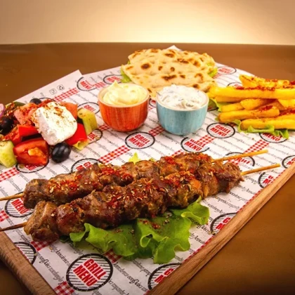 Порционный сувлаки со свининой