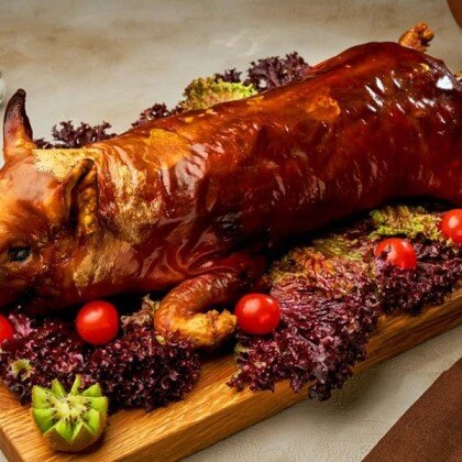 Поросенок фаршированный гречневой кашей с белыми грибами