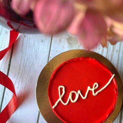 Love (красный))