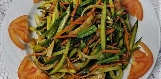 5.Курица с папоротником 鸡丝蕨菜