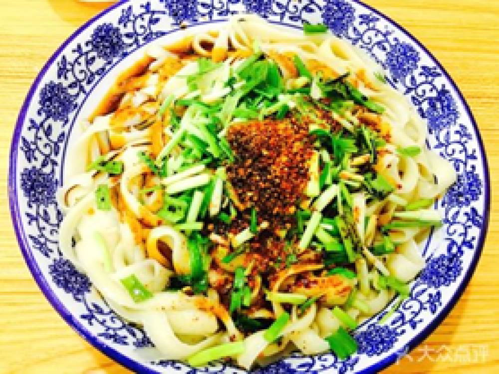 126.Лапша жареная 油泼面