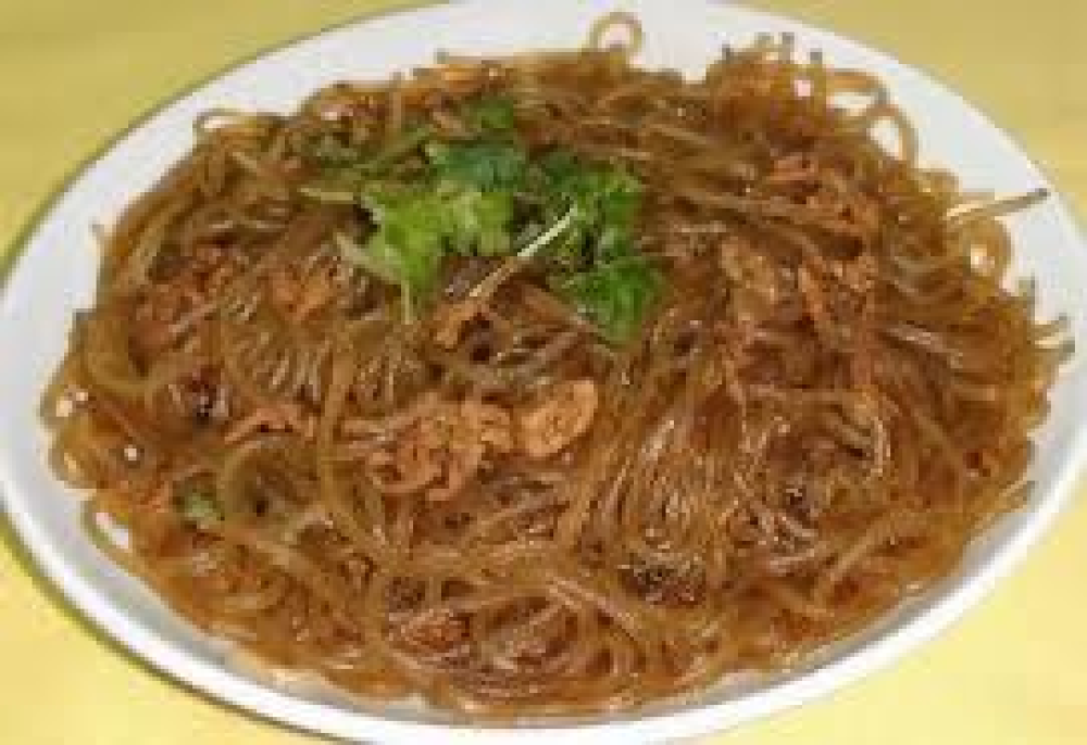 84.Крахмальная лапша с мясом 肉炒粉条