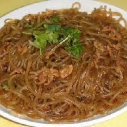 84.Крахмальная лапша с мясом 肉炒粉条