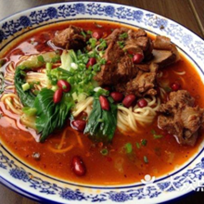 122.Суп с лапшой и ребрышками 排骨面