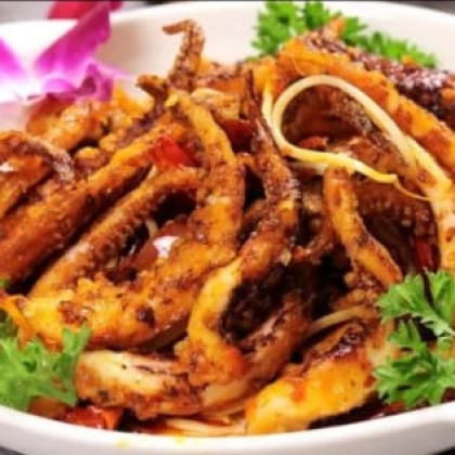 95.Кальмар жареный острый 香辣炸鱿鱼