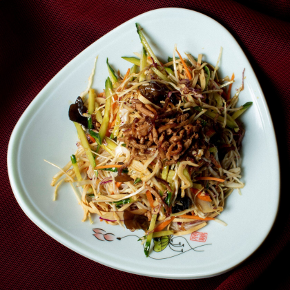 1.  Салат Хэйхэ 黑河凉菜