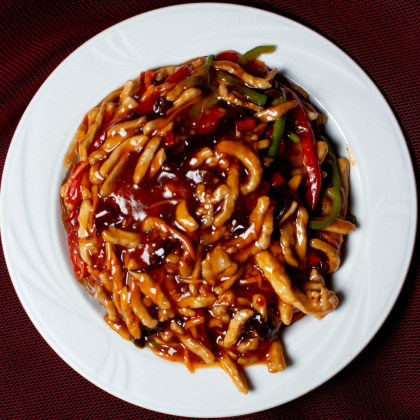 33.Мясо соломкой острое 鱼香肉丝