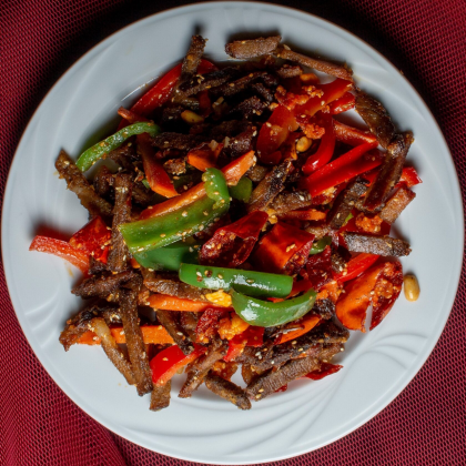 34.Говядина сухая 香辣牛肉条