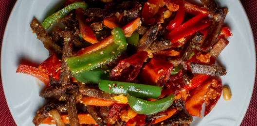 34.Говядина сухая 香辣牛肉条
