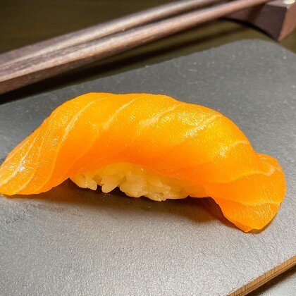 Суши Лосось