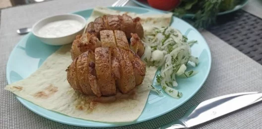 Картофель с салом