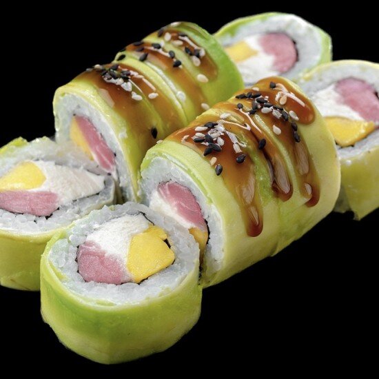 Ролл «Авокадо с Тунцом»