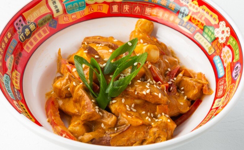 Токпокки в сливочном соусе с колбасками