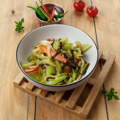 Салат из сельдерея
