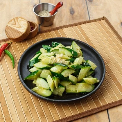 Огурцы с чесночным вкусом