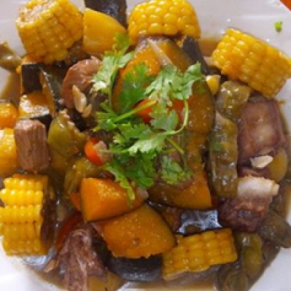 68.Картофель со свиными ребрышками с кукурузой 丰收炖菜