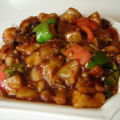 26.Свинина с баклажанами в соусе 肉段烧茄子