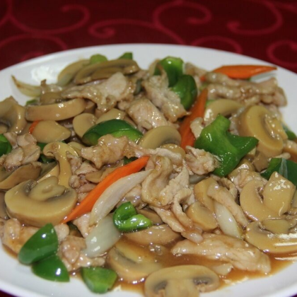 79.Шампиньоны со свининой 口蘑肉片