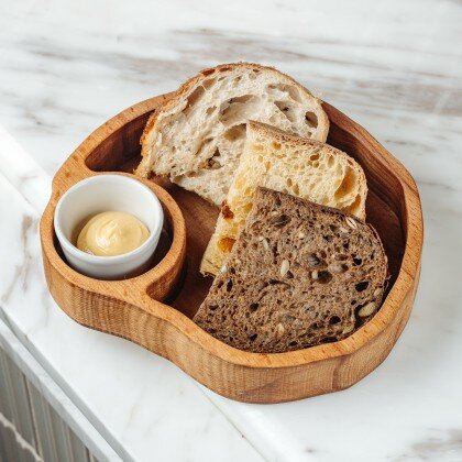 Корзина с домашним хлебом