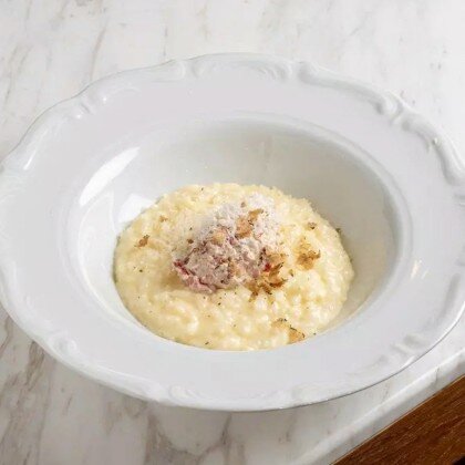 Ризотто с тартаром из говядины и трюфелем