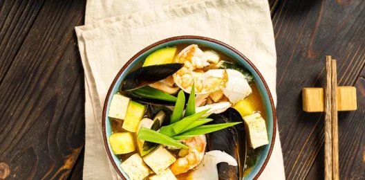 Тенжан тиге с морепродуктами/Tenzhan tige with seafood