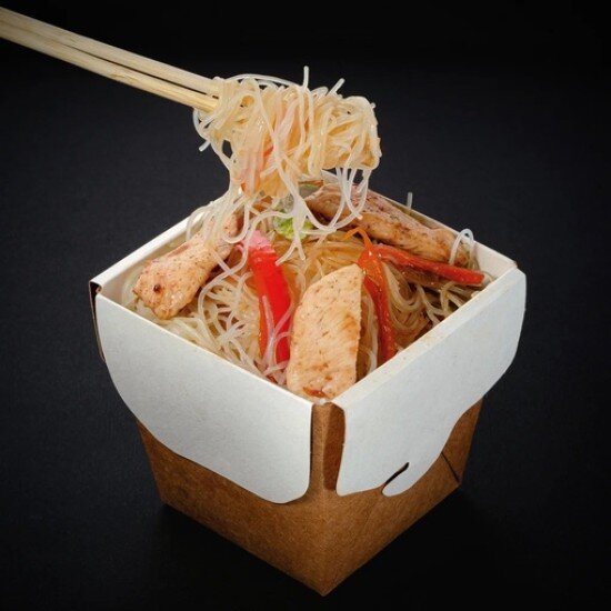 Фунчоза с курицей в Сливочном соусе