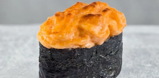 Гункан с угрём острые запечённые (2шт)