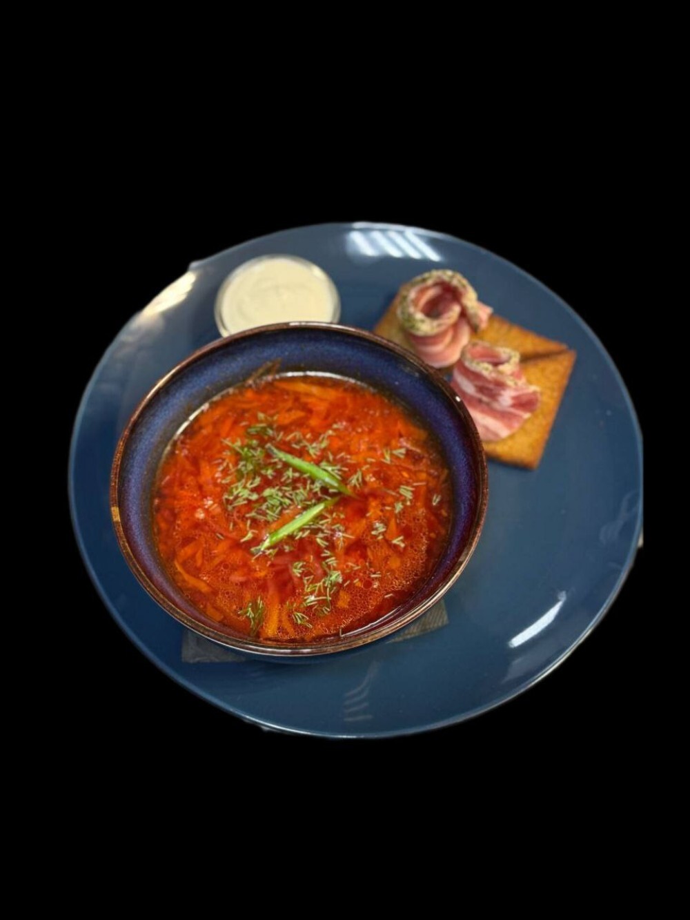Борщ с говядиной и салом